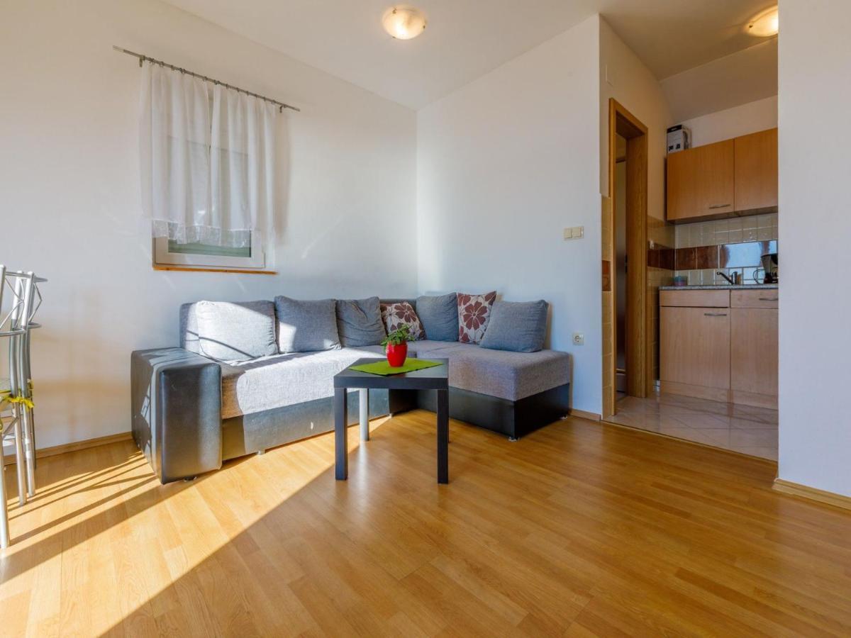 Apartments Benny Криквеница Екстериор снимка